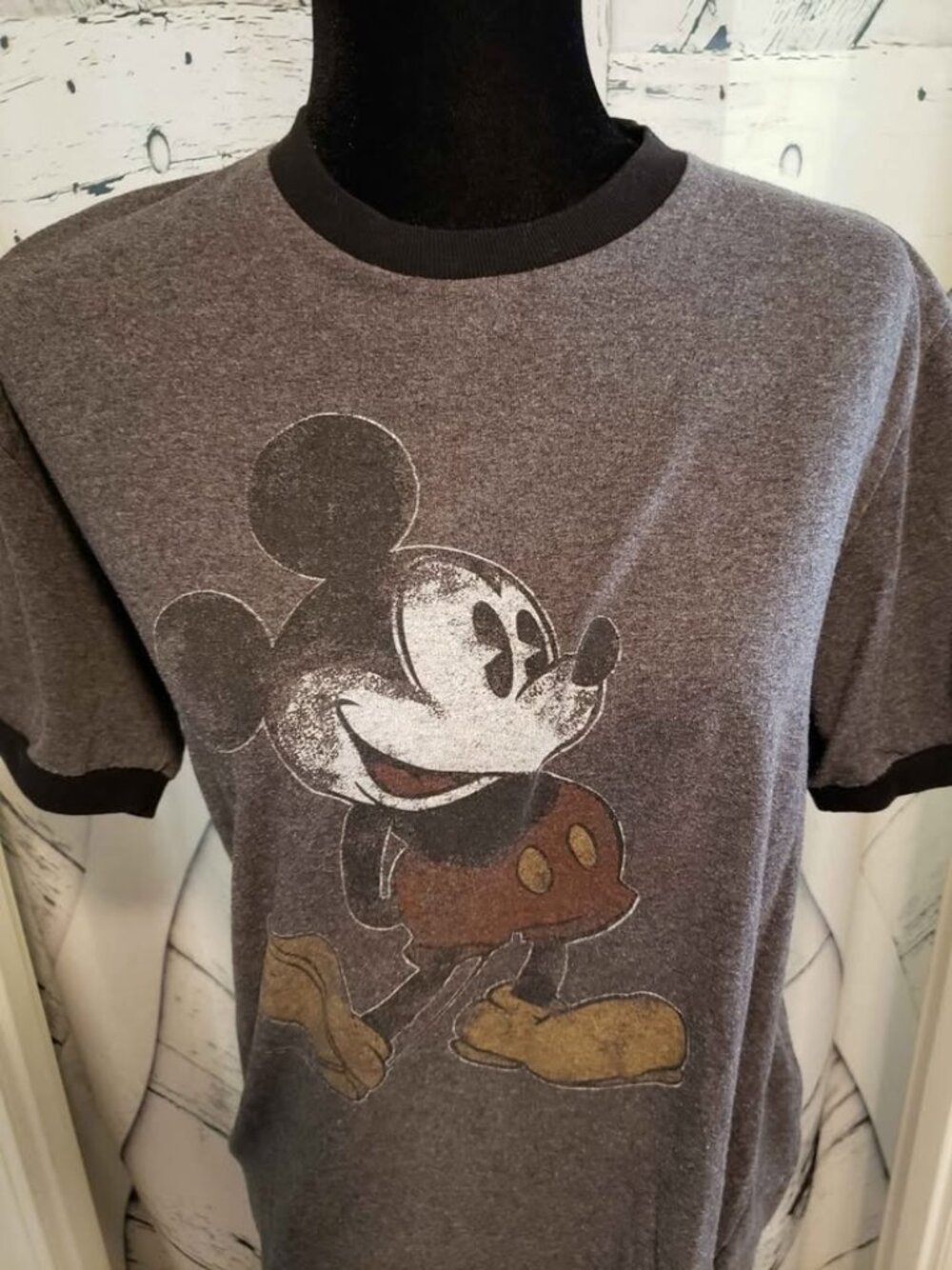 ⭐️ Disney Mickey Mouse Medium Shirt